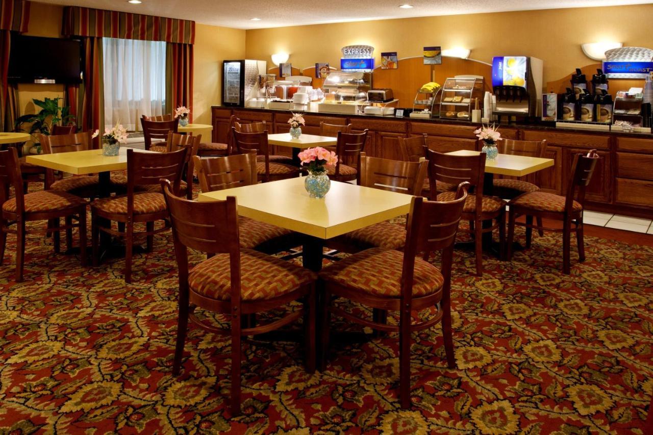 Holiday Inn Express Mt. Vernon By Ihg Mount Vernon Ngoại thất bức ảnh